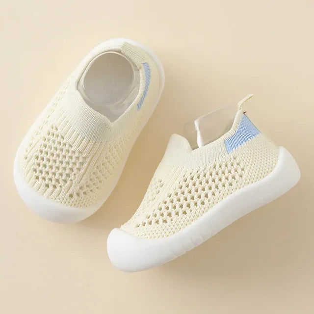 Beige / 23 (3-4 lans)